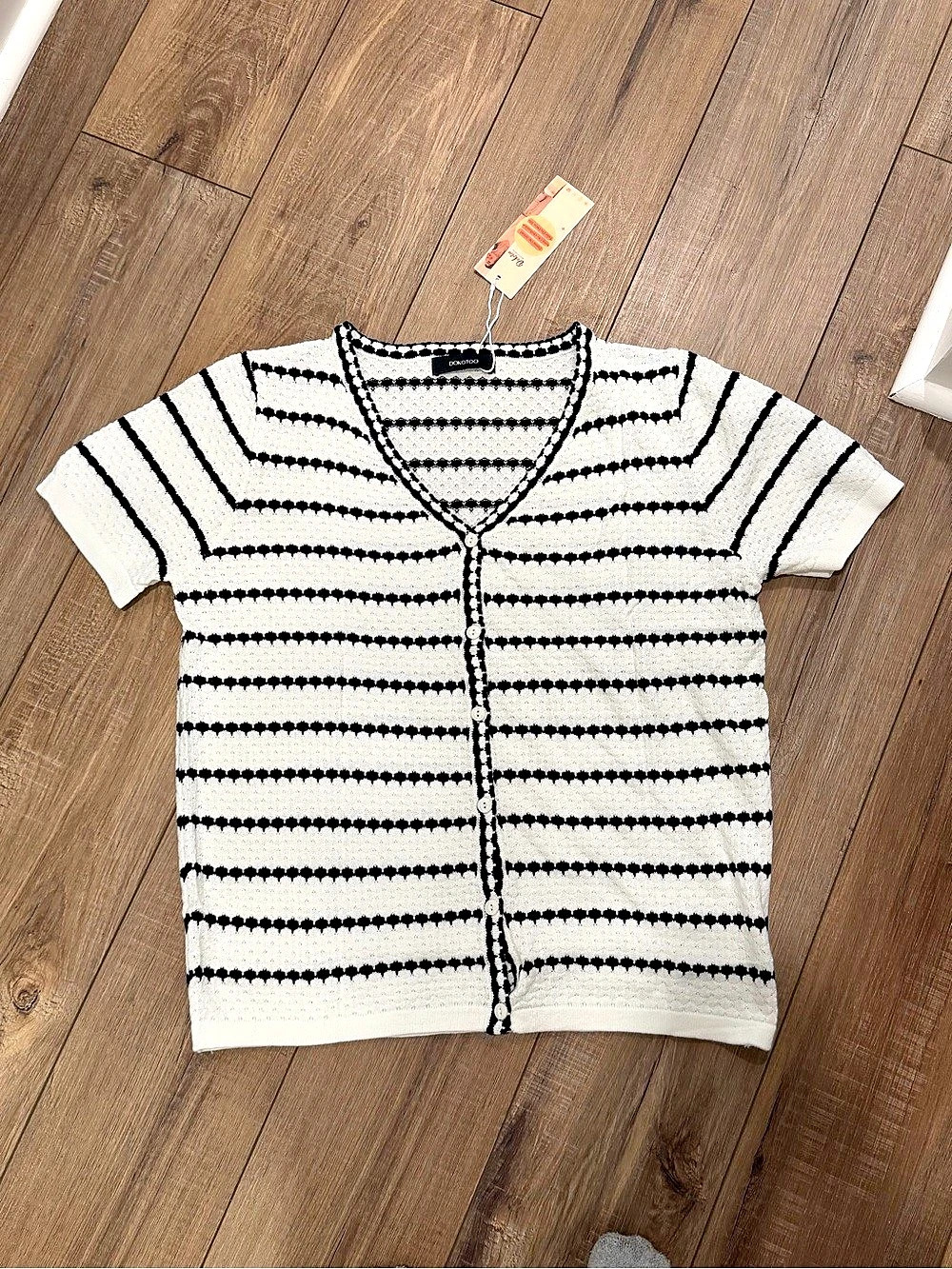 NWT DOKOTOO Women's Short Sleeve V-Neck Striped Crochet Knit Cardigan Button-Dow